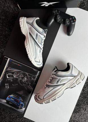 Чоловічі кросівки reebok zapatillas trinity kfs white grey