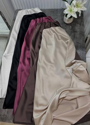 Шовкова спідниця