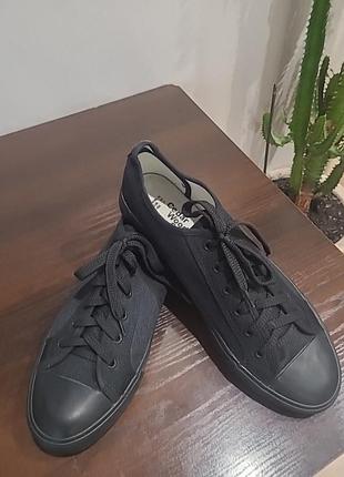 Кеди чоловічи