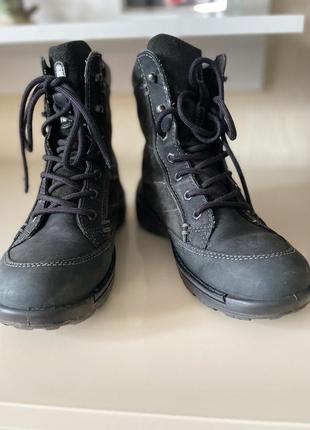 Чоботи шкіра