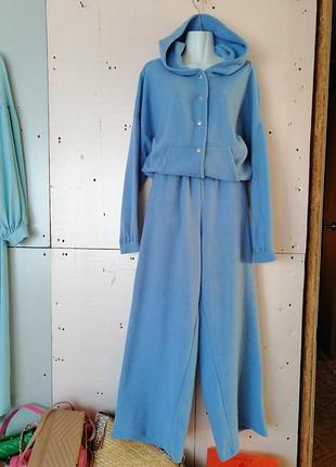 Вязаные классные костюм ангорка с небольшим дефектом на брюках