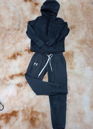 Жіночий костюм under armour -оригінал xs-s