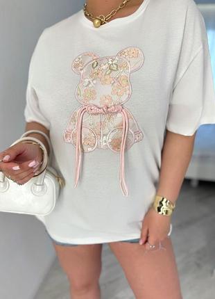 Футболка оверсайз коттон с аппликацией черная белая малиновая