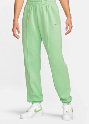 Штани жіночі nike sportswear green