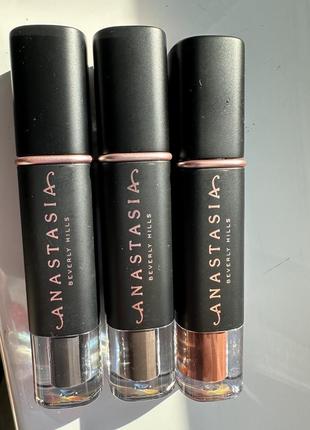 Гель для брів anastasia beverly hills volumizing tinted brow gel