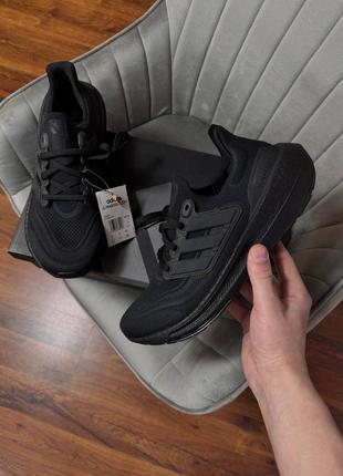 Кроссовки adidas ultraboost черные