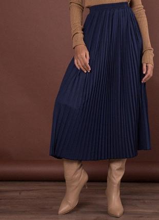 Довга спідниця плісе