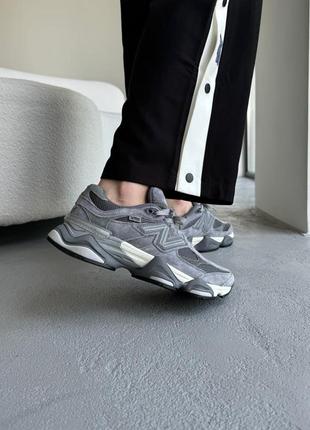 Жіночі кросівки new balance 9060