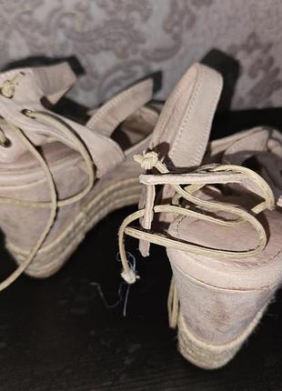 Босоніжки 4