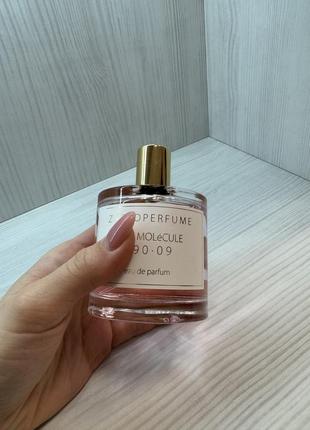 Pink molecule 090•09