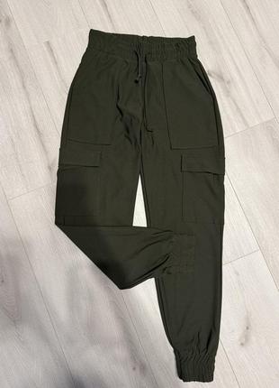 Продам штаны новые monki xs, лосины.