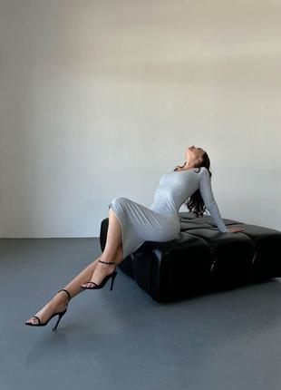 Женское платье миди