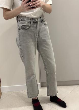 Джинсы с высокой посадкой zara