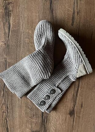 Угги, чоботи