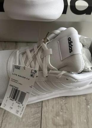 Новые кроссовки adidas