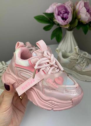 Дитячі кросівки для дівчинки5 фото