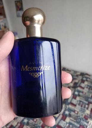 Туалетна вода mesmerise.