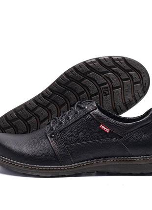 Демісезонні шкіряні туфлі levis колір коричневий, чорний