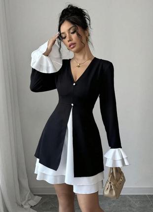 Стильное платье