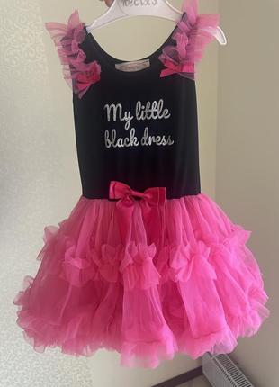 Очень яркое и пышное платье для принцессы