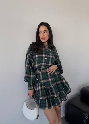 Трендовий костюм у клітинку (сорочка+спідниця з воланами)