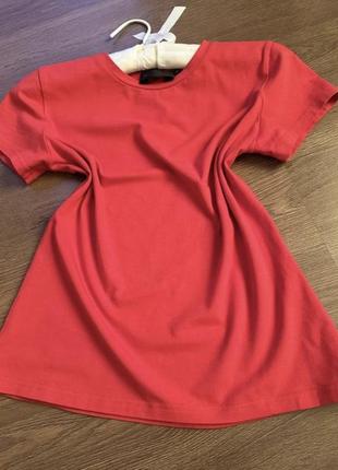 Футболка 👕 червона ♥️