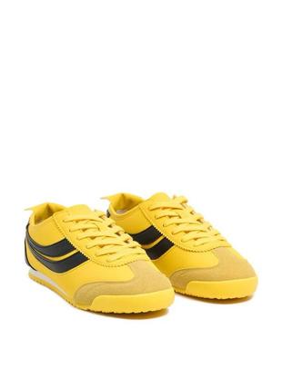 Стильные кроссовки для вас