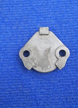 Заглушка бензонасоса ваз 2104 2105 2107 21073 (21214-1002046)