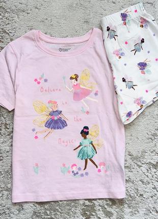 Комплект для дівчинки : футболка+шорти розмір: 6-7 років