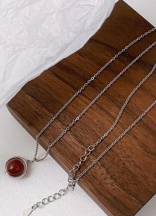 Подвеска серебряная агатовый красный слой, кулон с натуральным камнем, серебро 925 пробы, длина 40+5.5 см