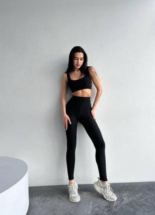 Спортивный костюм женский черный с лосинами леггинсами и топом для фитнеса