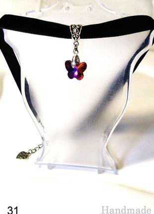 Чорне оксамитове кольє-чокер з підвіскою у формі краплі води