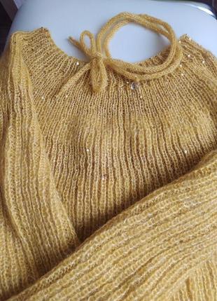 Весенний свитер