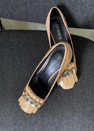 Туфлі лак шкіра