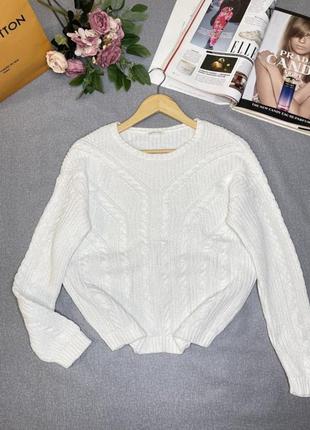 Стильный базовый свитер