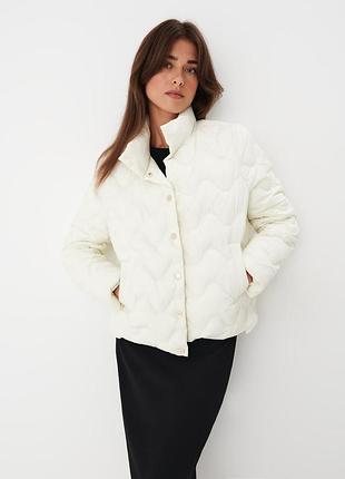 Стьобана куртка з шиммером mohito s 36