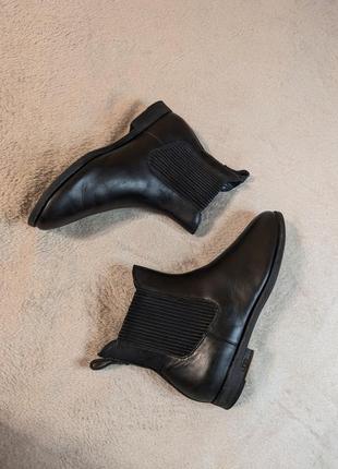 Ботинки челси ugg 37р. 23см кожаные демисезон