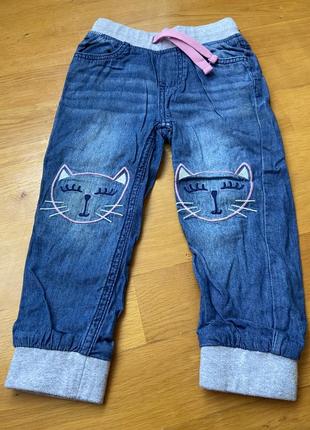 Джинсы с котиками