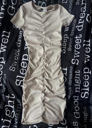 Сукня на утяжках