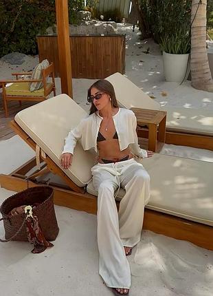 Костюм новий