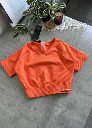 Новий ! спортивний топ bo+tee