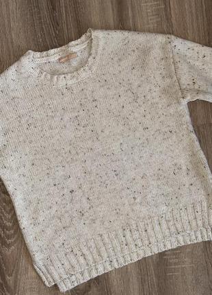 Свитер женский