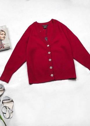 Яркий кардиган tahari цвета спелой вишни с пуговицами