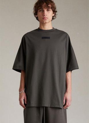 Fear of god essentials short-sleeve tee ‘ink’