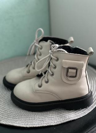 Весенние ботинки