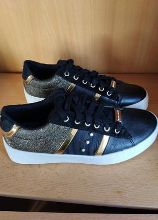 Оригинальный кеды женские состояния 10/10