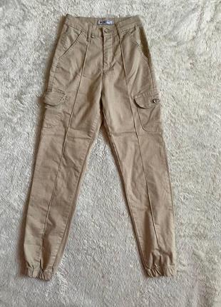 Жіночі джогери