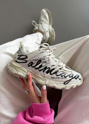 Крутейшие женские кроссовки white black graffiti premium молочные с граффити