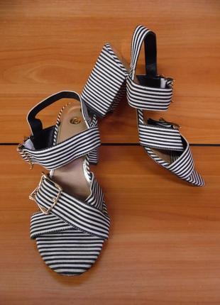 Босоножки river island &amp;&amp;