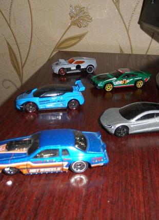 Машинка hot wheels hw green speed 2/5 nissan leaf nismo. др. машинки. новые, без упак